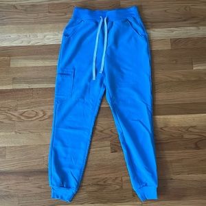 Zamora High Waisted 2.0 Jogger Scrub Pants in Capri